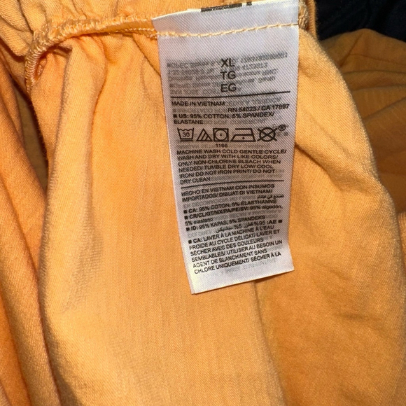 NWT Old Navy Maternity Shirt, XL light Orange Fitted gathered sides lightweight - Picture 11 of 11